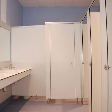 Xabarin Hostel